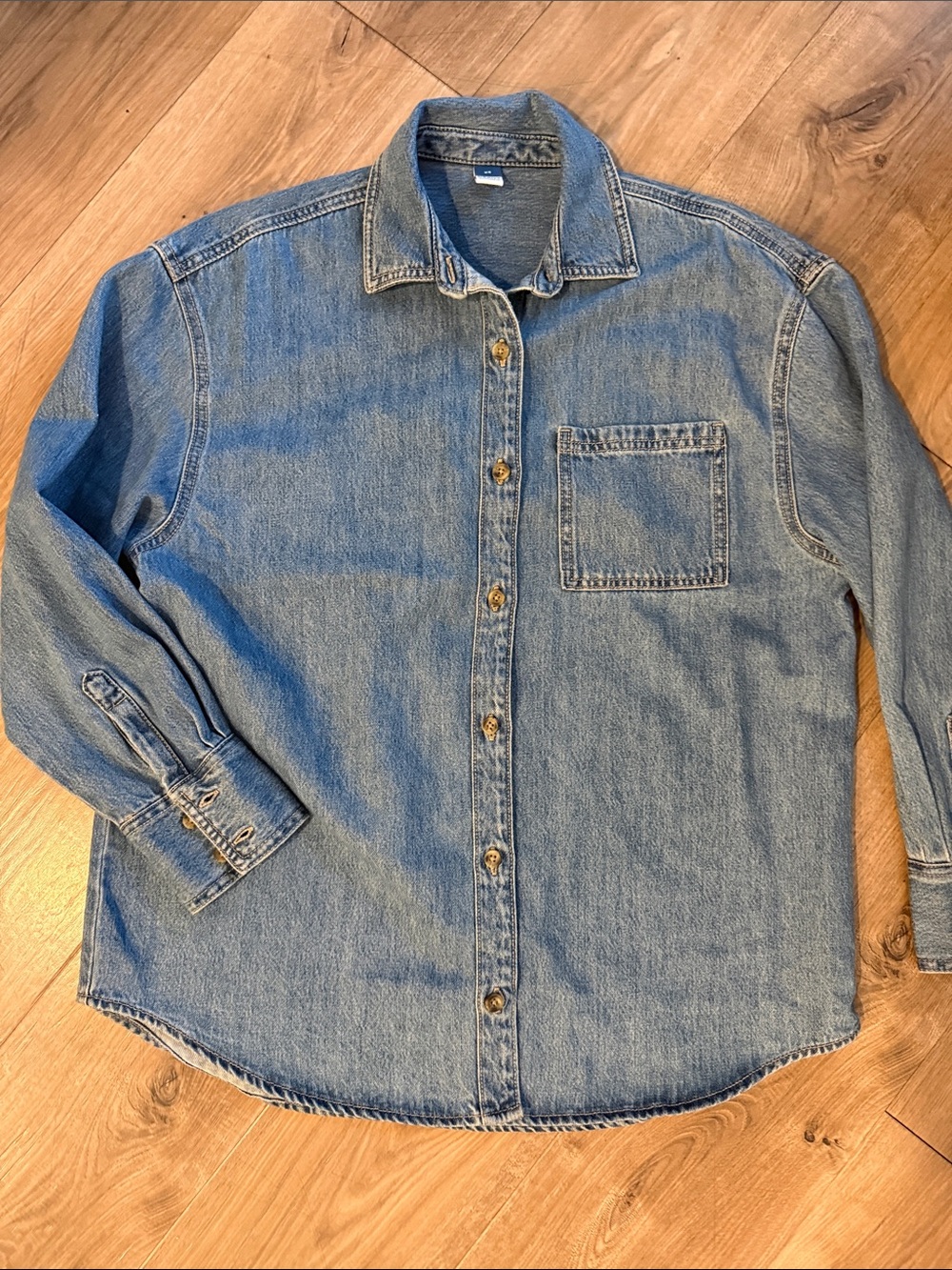 Old Navy Light Blue Denim Button-Up Shirt/ Shacket